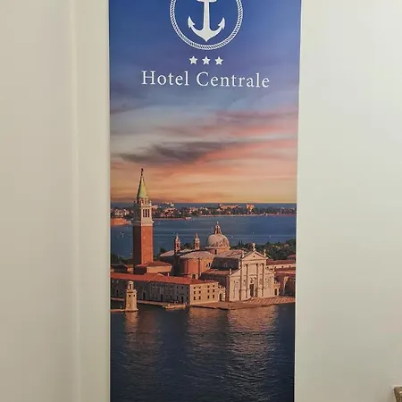 Hotel Centrale 3*