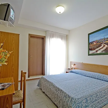 Hotel Centrale ארקליאה מארה