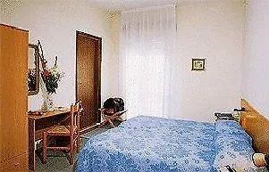 Hotel Centrale 3* ايراكليا ماري