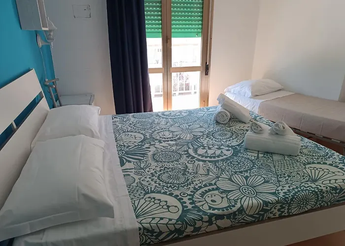 Hotel Centrale ايراكليا ماري