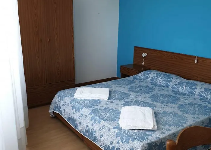 Hotel Centrale فندق ايراكليا ماري