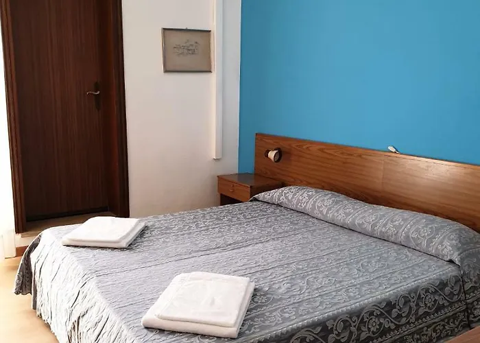 Hotel Centrale ايراكليا ماري